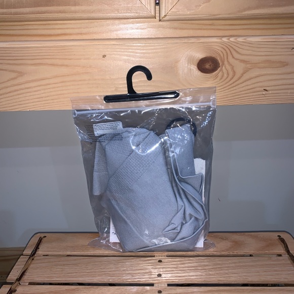 Secret Treasures seamless Support maternity band size 2XL - Picture 2 of 3